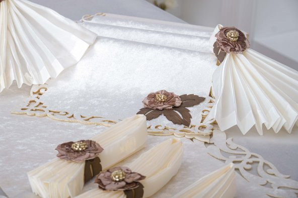 Finezza Afife Kadife Kreme Krem Sofra Takımı 8 kişilik 160x230 cm 34 Parça -1427 - Resim 5