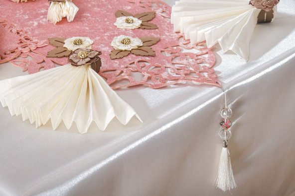 Finezza Afife Kadife Pudra Krem Sofra Takımı 8 kişilik 160x230 cm 34 Parça -1428 - 7