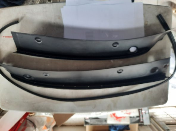 İtibar Volkswagen POLO Classic 1996-2000 Cam Önü Izgarası