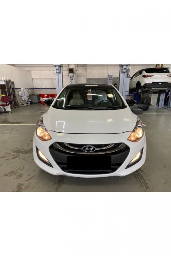 Hyundai I30 Batman Ayna Kapağı Plastik Piano Black Yarasa Ayna - Resim 2