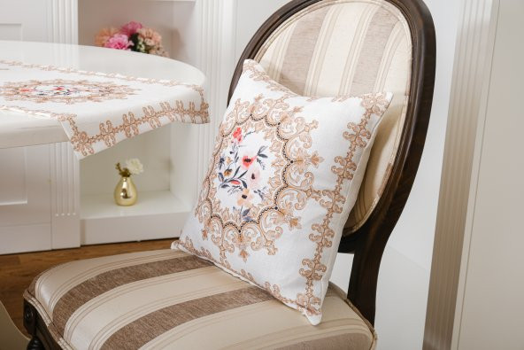 Finezza Frame Baskılı Kumaş Kreme Çiçekli  Kırlent Kılıfı 45x45  İkili - 1433 - 2