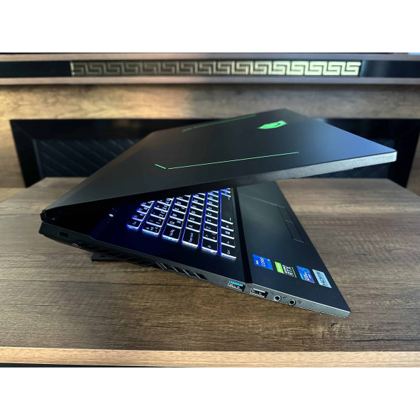 Monster Abra A7 V13.2.1 İKİNCİ EL GARANTİLİ i5 11400H 16GB 512GB SSD RTX3050Ti 17.3" FHD 144 Hz W11 - 6