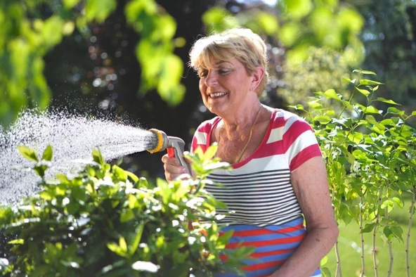 Hozelock 2691H 8 Fonksiyonlu Metal Sulama Tabancası - Resim 2