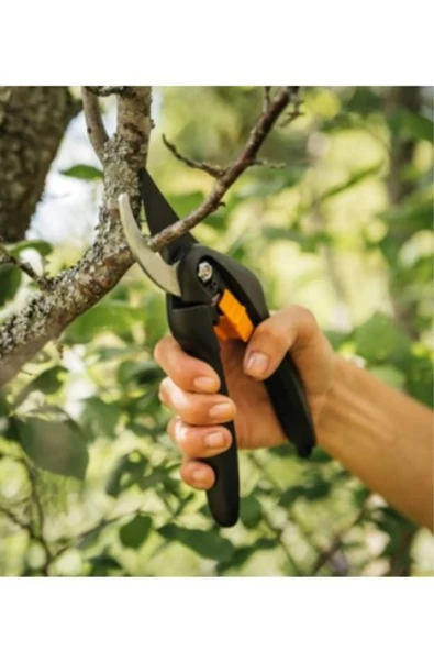 Fiskars P26 Single Step Bypass Budama Makası - 5