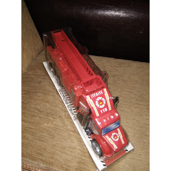 itfaiye kamyonet oyuncak