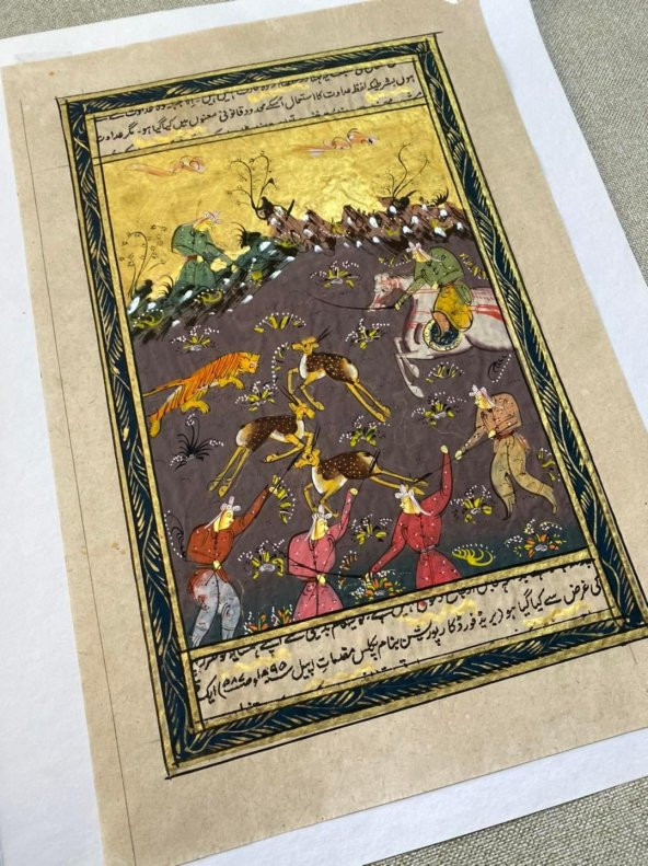 Kaplanla Geyiğin Mücadelesi Temalı El Yapımı Minyatür Resim 28x17 cm - 2
