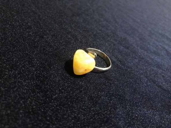 DOĞAL KAYA DAMLA KEHRİBAR TAŞLI OTANTİK GÜMÜŞ YÜZÜK 2,51 Gram - 2