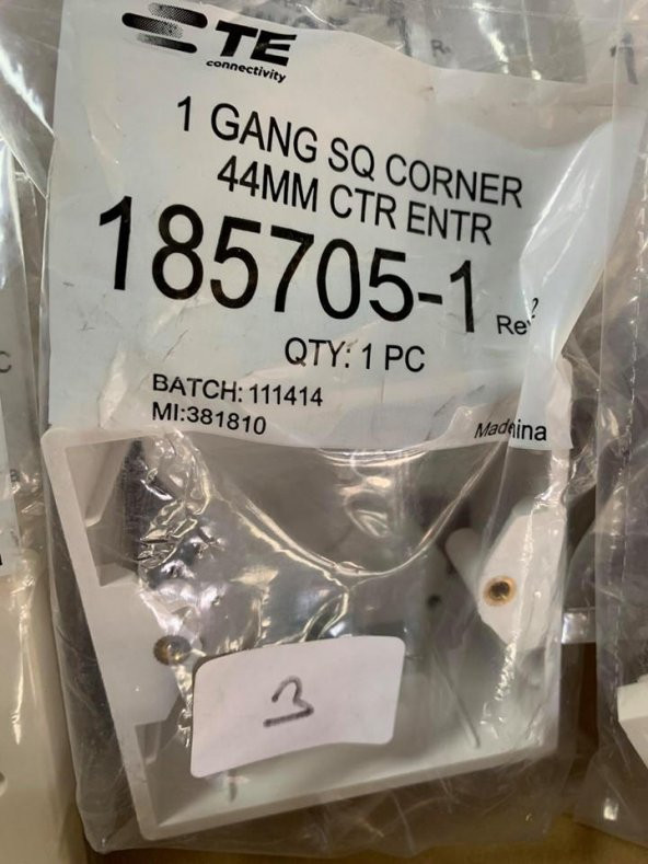 TE Connectivity Amp Modül Priz vs Kapağı 36 Adet - Resim 4