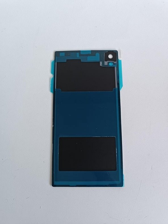 Sony Xperia Z1 Arka Pil Kapağı Beyaz - 2