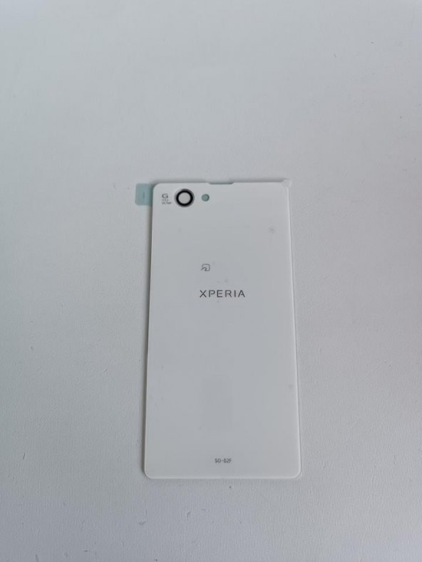 Sony Xperia Z1 Mini Arka Pil Kapağı Beyaz