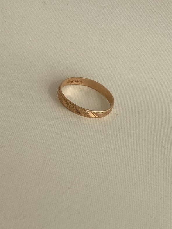 İşlemeli 14 Ayar Altın Yüzük 1,70 Gram - 5