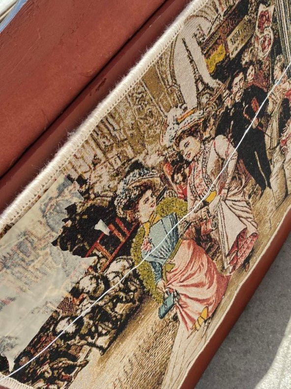Elegantes Gezintinde Adlı İran Tebriz Halı Tablo 94x74cm - Duvar Halı Kilim Tablo - 8