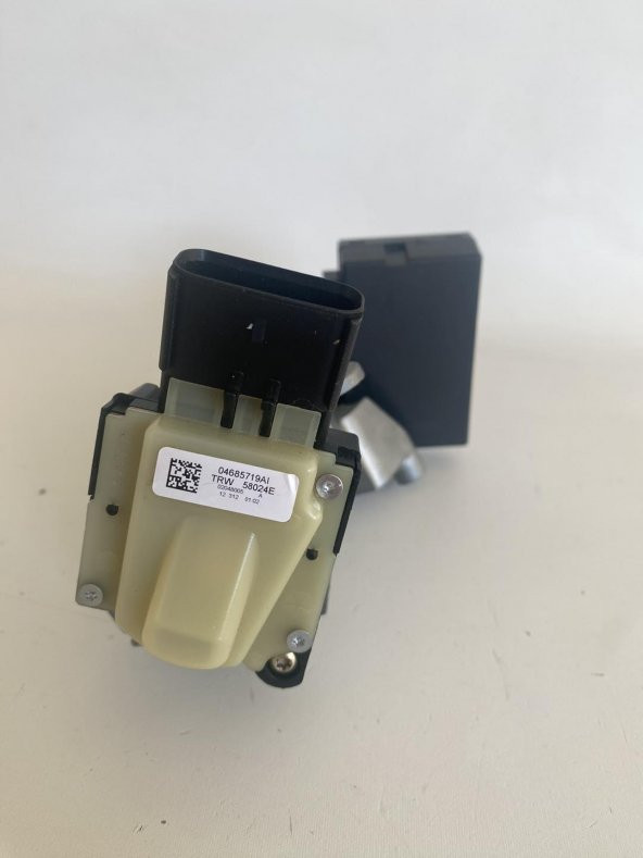Jeep Wrangler 2013 Kontak Kilidi 05057296AM Çıkma Parça - 7