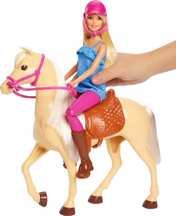 Barbie ve Güzel Atı Oyun Seti, Sarışın Bebekli FXH13 - 4