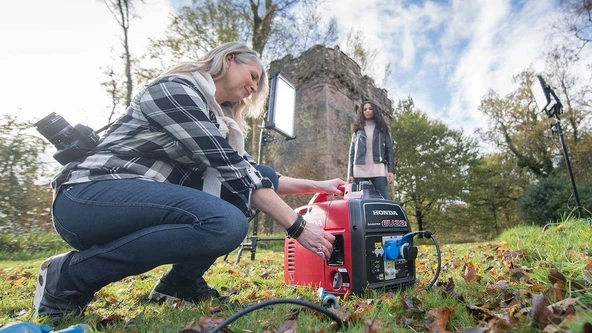 Honda EU 22i İnvertörlü 2.2 kVa Benzinli Süper Sessiz Jeneratör - 6