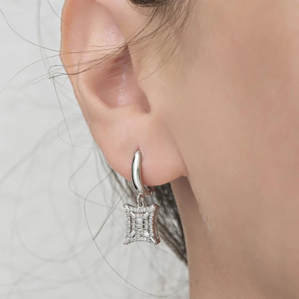 Zirkon Taşlı Süsleme 925 Gümüş Küpe - 7