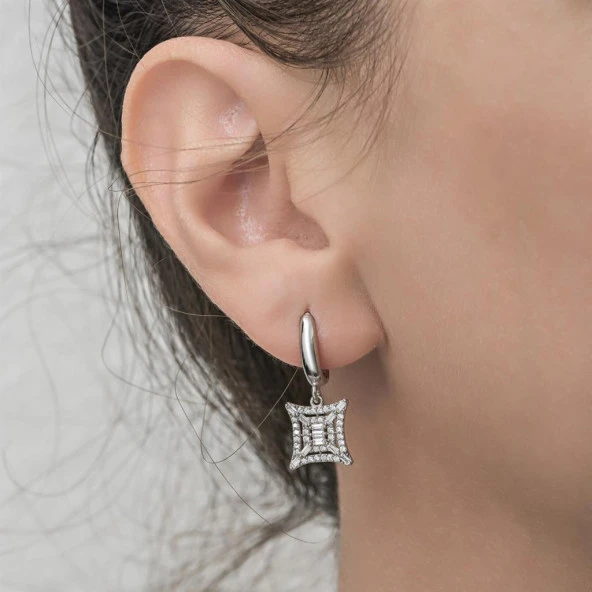 Zirkon Taşlı Süsleme 925 Gümüş Küpe - 8