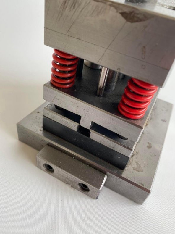 Tam Otomatik Kuyumcu Kalıbı 14x12x11 cm - Resim 3
