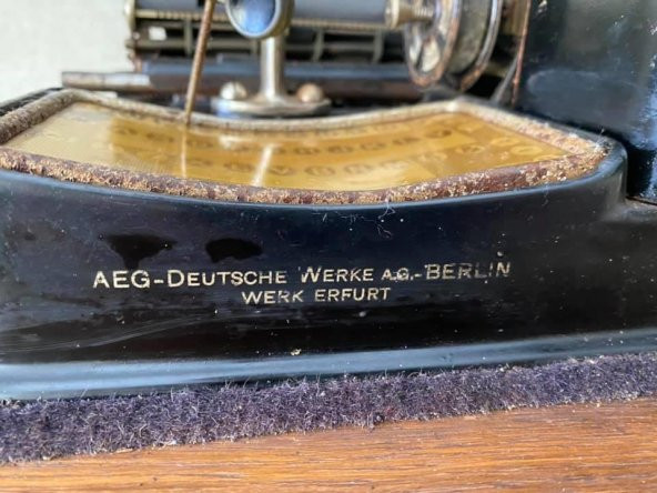 AEG Mignon 4 Antika Daktilo Q Klavye - Koleksiyonluk Ahşap Kasalı Daktilo No6 - 7