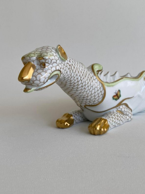 Herend 7760-0-00 Kraliçe Victoria Serisi El Boyama Ejderha Motifli Küllük - Resim 3