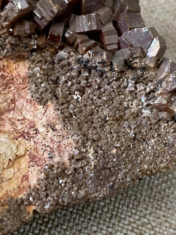 Andradit Kuvars Kristal Doğal Taş 160 Gram - 3