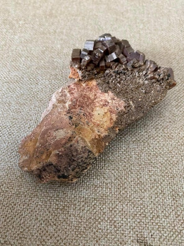 Andradit Kuvars Kristal Doğal Taş 160 Gram - 8