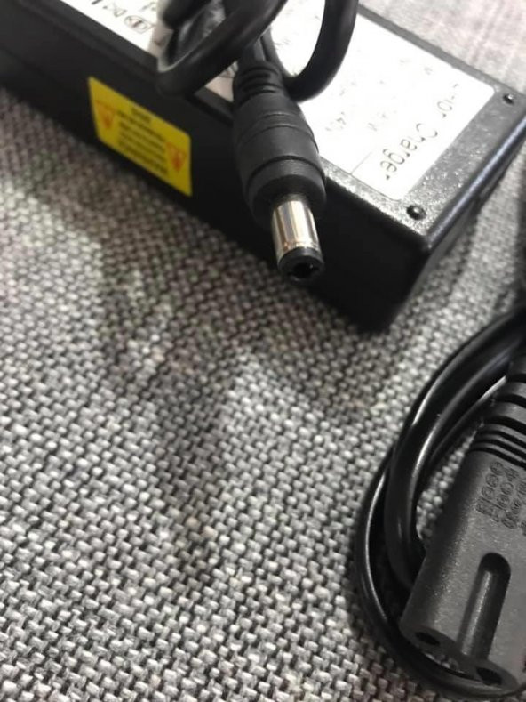 4.2 V 4A 60w Ac Adaptör SJT-60W - 3