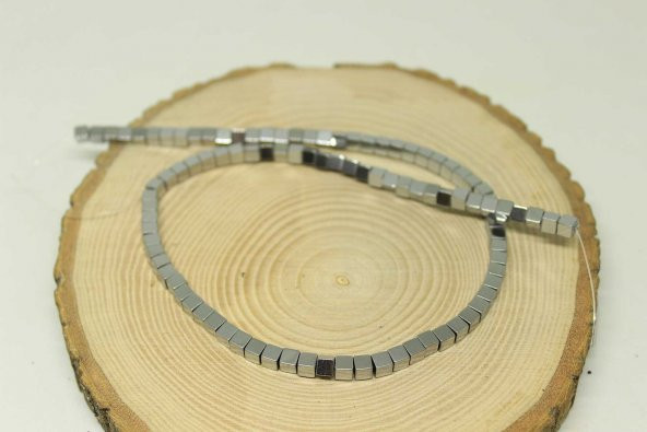 Hematit Taşı Küp Şekilli 4mm Dizi (24445) - Resim 3