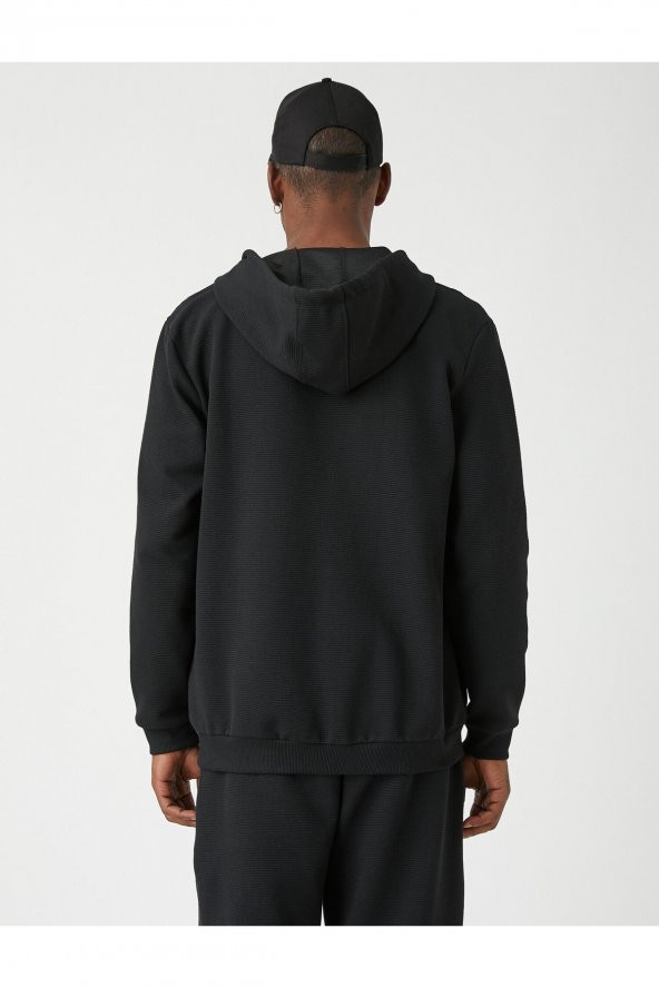 Dokulu Kapşonlu Fermuarlı Sweatshirt - Resim 4