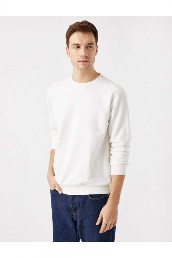 Erkek Beyaz Pamuklu Basic Bisiklet Yaka Uzun Kollu Sweatshirt - 6