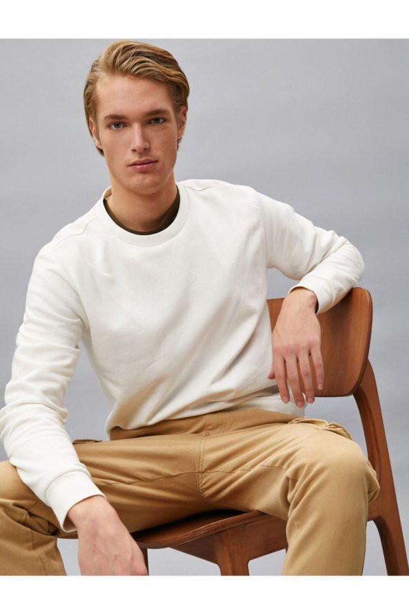 Erkek Beyaz Pamuklu Basic Bisiklet Yaka Uzun Kollu Sweatshirt - 8