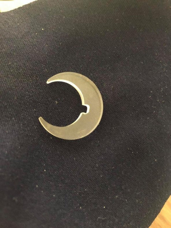 Yarım Hilal Şeklinde Plastik Parça 150 Adet ürün görseli