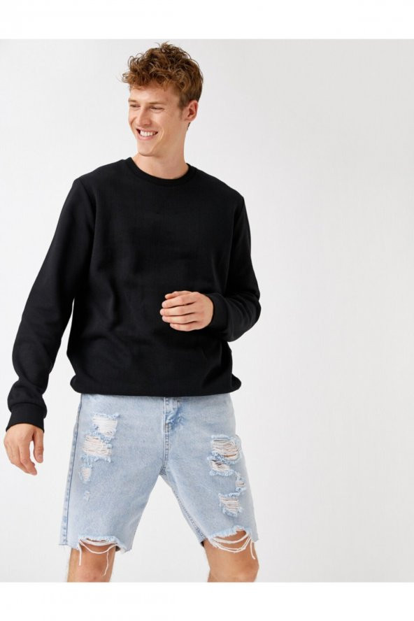 Basic Sweatshirt - 2