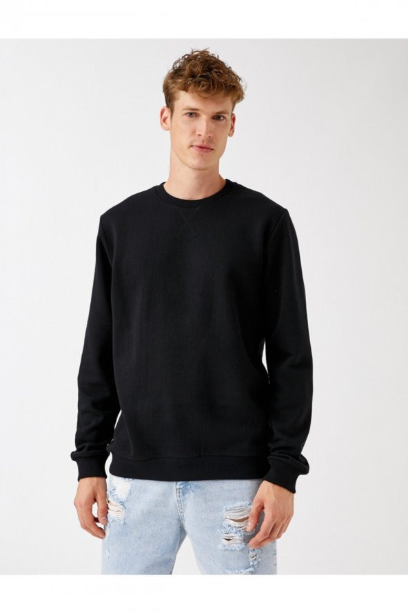 Basic Sweatshirt - 3