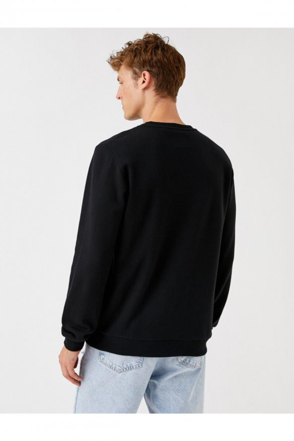Basic Sweatshirt - 4