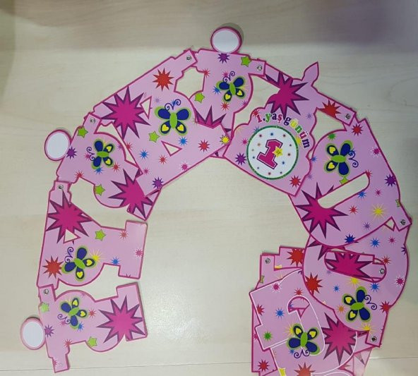 UZAR YAZI İYİKİ DOĞDUN KELEBEKLİ ürün görseli