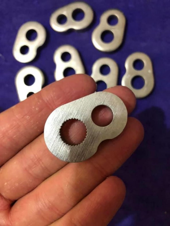 8 Adet Otomotiv Sanayi Metal Pul - Resim 3