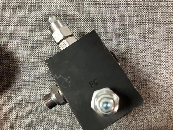 PH WINDSOLUTION 2005F03-04759 Manifold Blok - 7