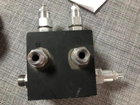 PH WINDSOLUTION 2005F03-04759 Manifold Blok - 8