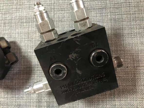 PH WINDSOLUTION 2005F03-04759 Manifold Blok - 9