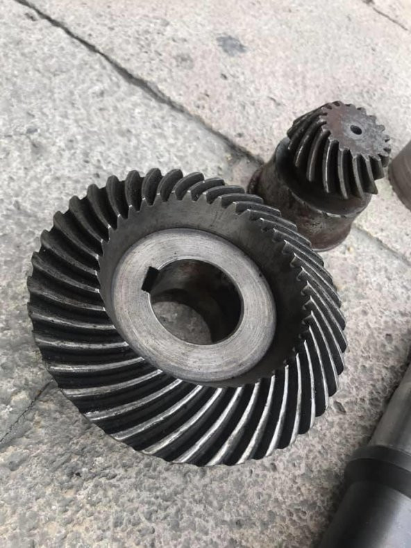 Dişli Parçalar Aktarma Ayna Mahruti Dişlisi Marka Model Tespitsiz - Resim 2