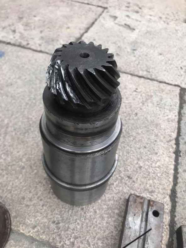 Dişli Parçalar Aktarma Ayna Mahruti Dişlisi Marka Model Tespitsiz - Resim 3