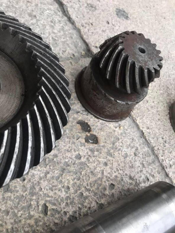 Dişli Parçalar Aktarma Ayna Mahruti Dişlisi Marka Model Tespitsiz - Resim 9