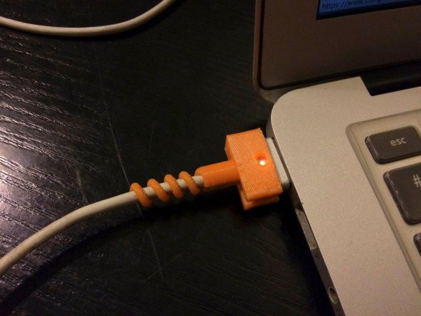 MacBook Kablo Koruyucu  Tutucu Asma Aparatı Aksesuar Aparat Asma - 5