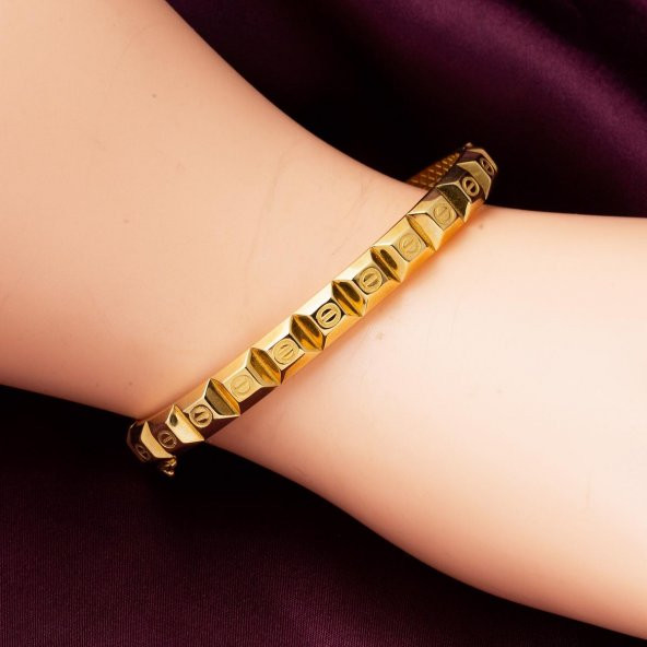 14 Ayar Altın Vida Detaylı Kelepçe Bilezik - Resim 2