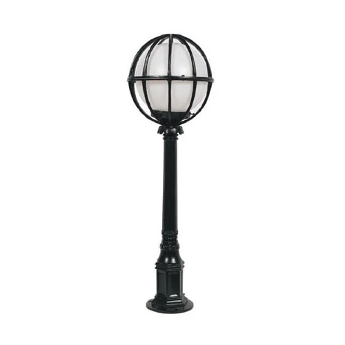 Siyah Okul Bahçesi Feneri