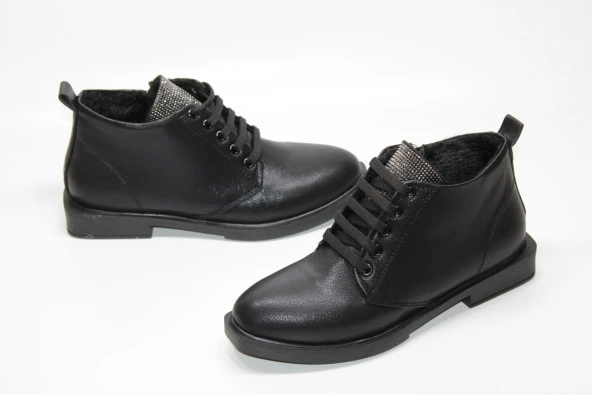 CASSO KAUÇUK KAYMAZ TABAN BAĞCIKLI FERMUARLI TAŞ DETAY KADIN GÜNLÜK BİLEK BOY BOT - 8