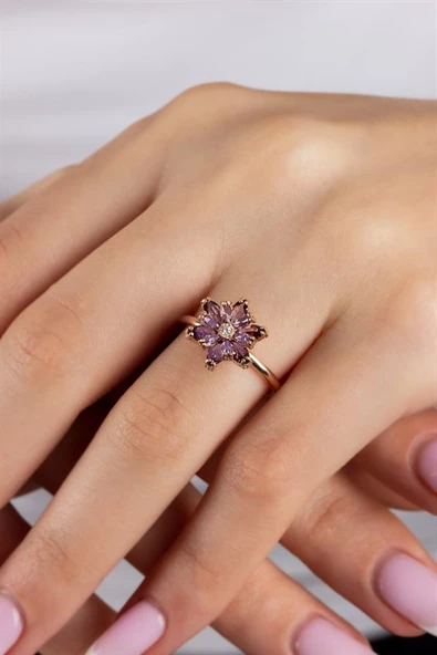 Gümüş Mor Taşlı Lotus Kamelya Çiçeği Yüzük