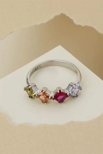 Gümüş Renkli Prenses Taşlı Yüzük ürün görseli 1