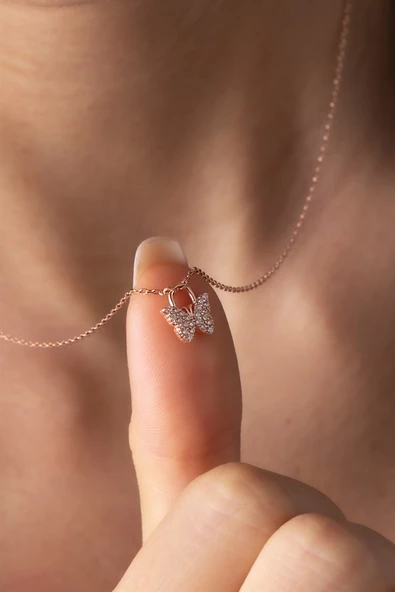 Gümüş Taşlı Minimal Kelebek Kolye